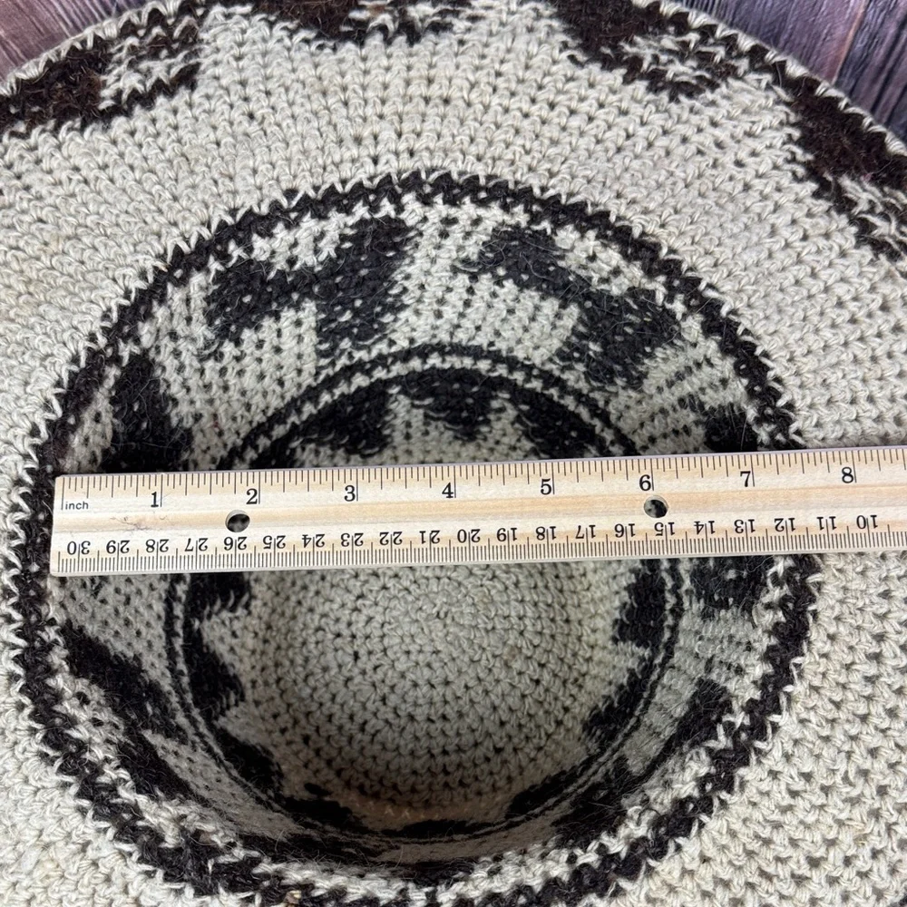 Peruvian Hat - Picture 6 of 8